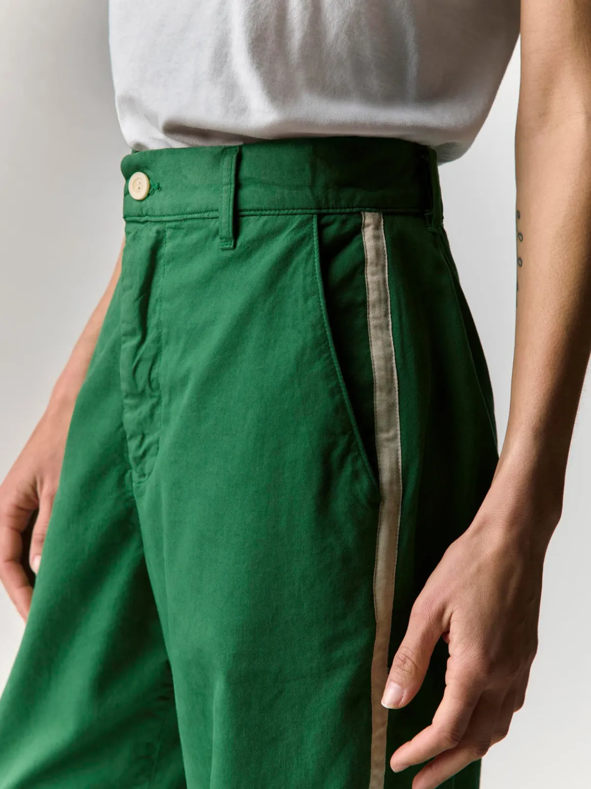 Women Imogene + Willie baker striped trouser in kelly green