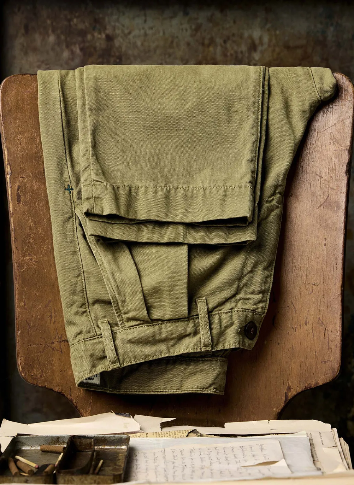 Imogene + Willie campbell pleated chino in field tan