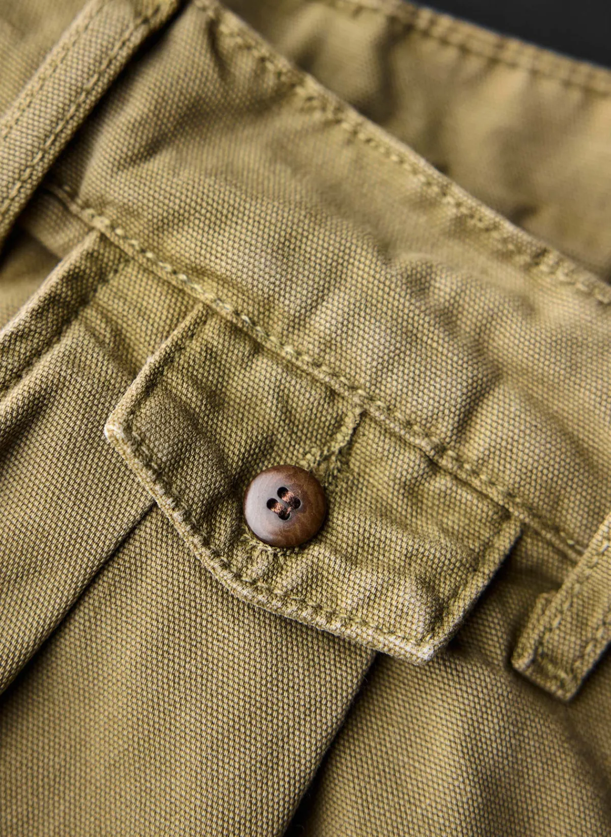 Imogene + Willie campbell pleated chino in field tan