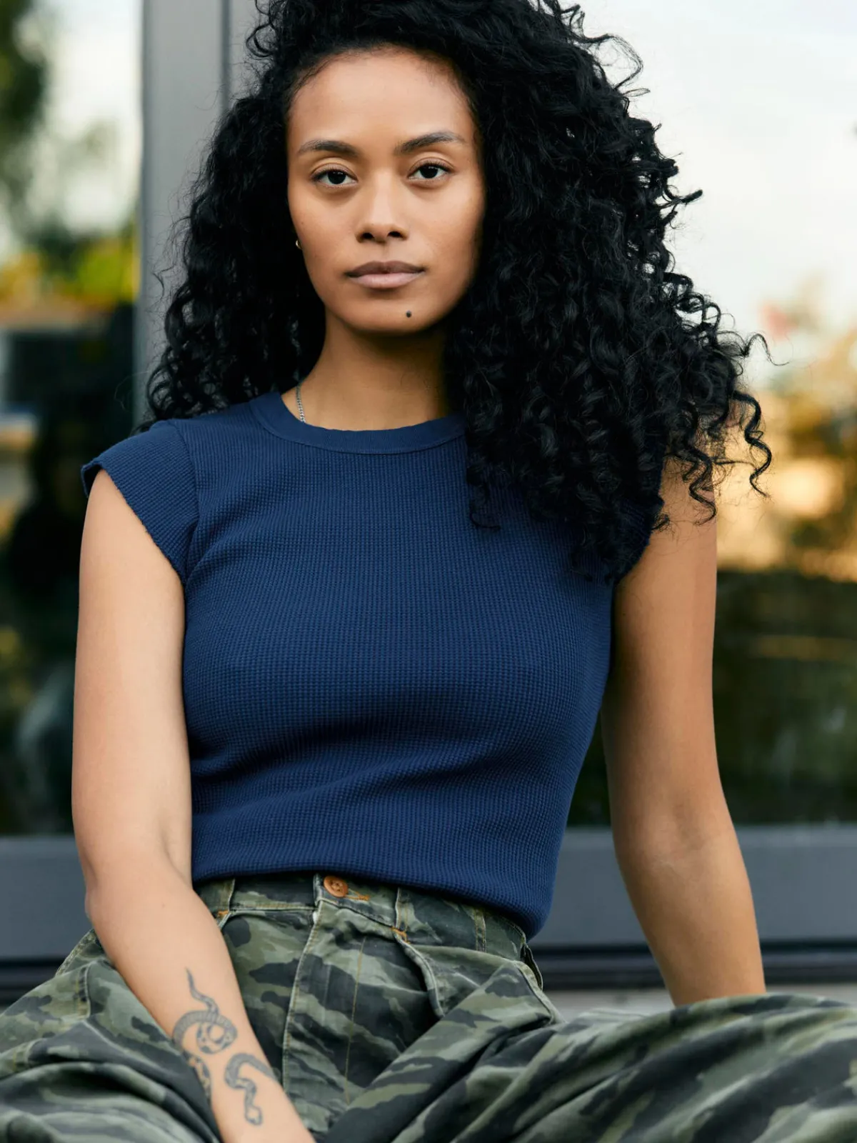 Women Imogene + Willie cut sleeve thermal in navy