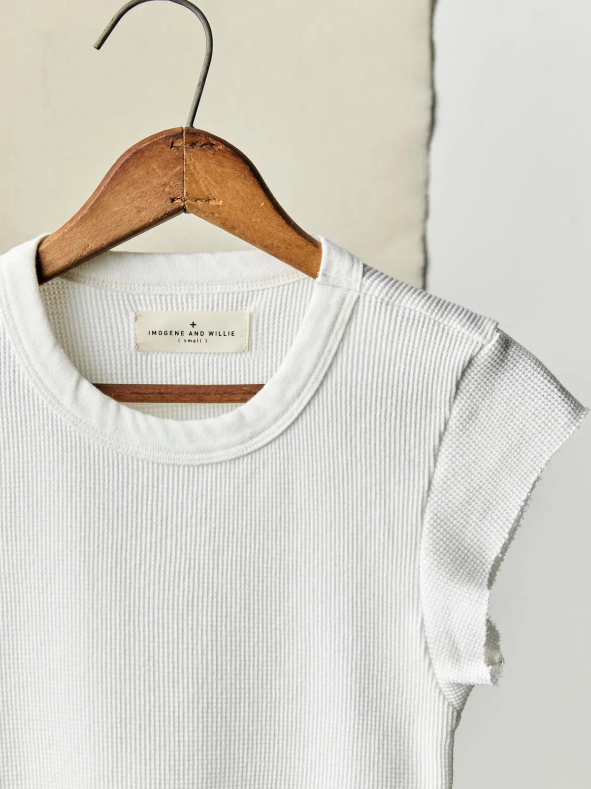 Women Imogene + Willie cut sleeve thermal in white