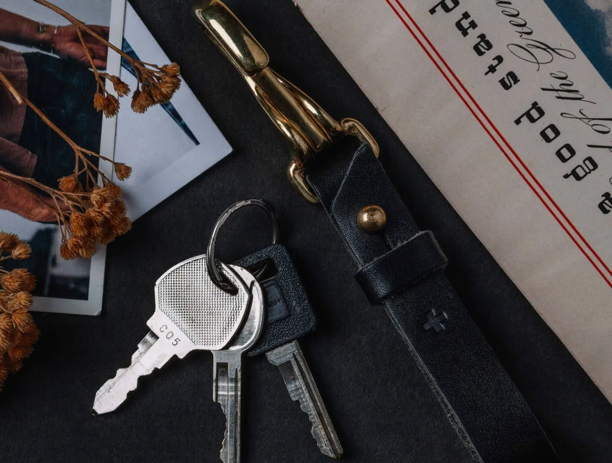 Women Imogene + Willie emil erwin x i+w keychain in black