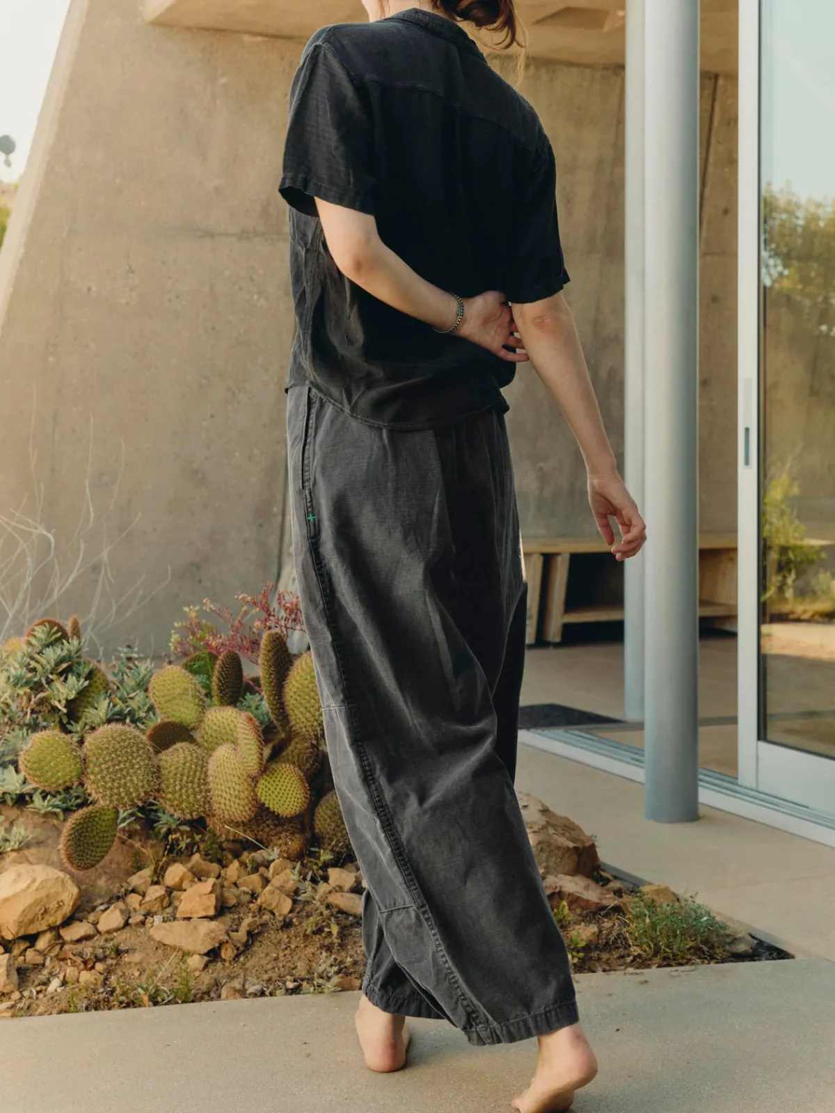 Women Imogene + Willie flight pant in faded black