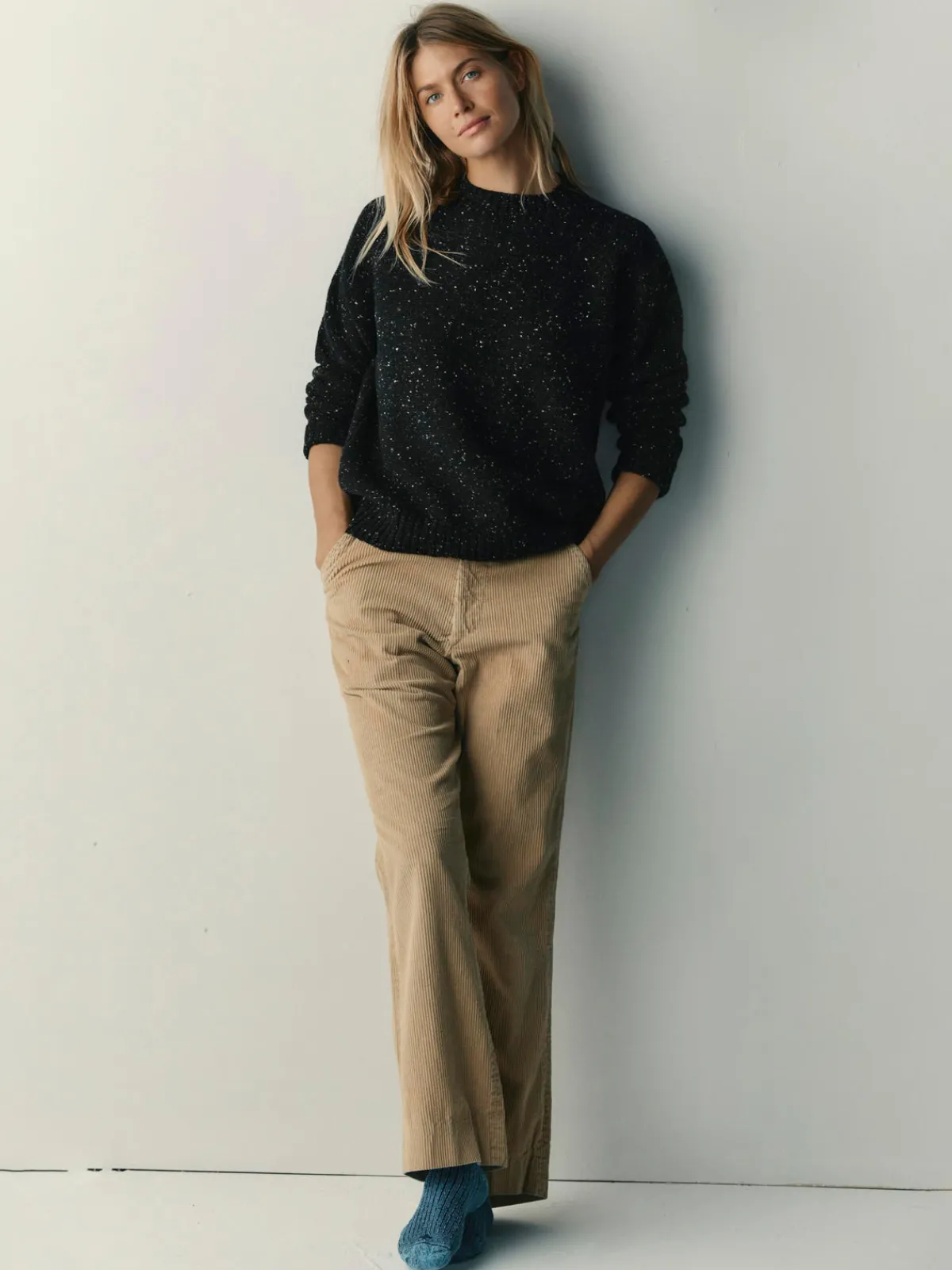 Women Imogene + Willie galway wool sweater in black nep