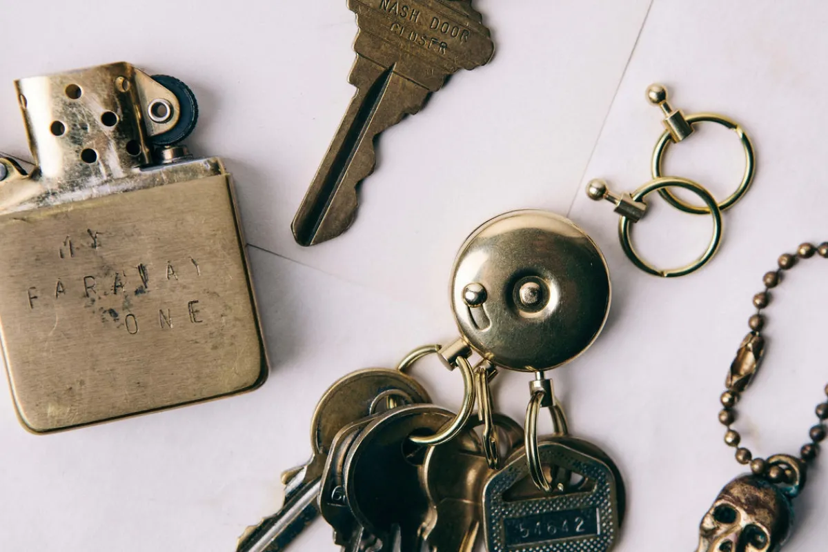 Women Imogene + Willie japanese brass key holder