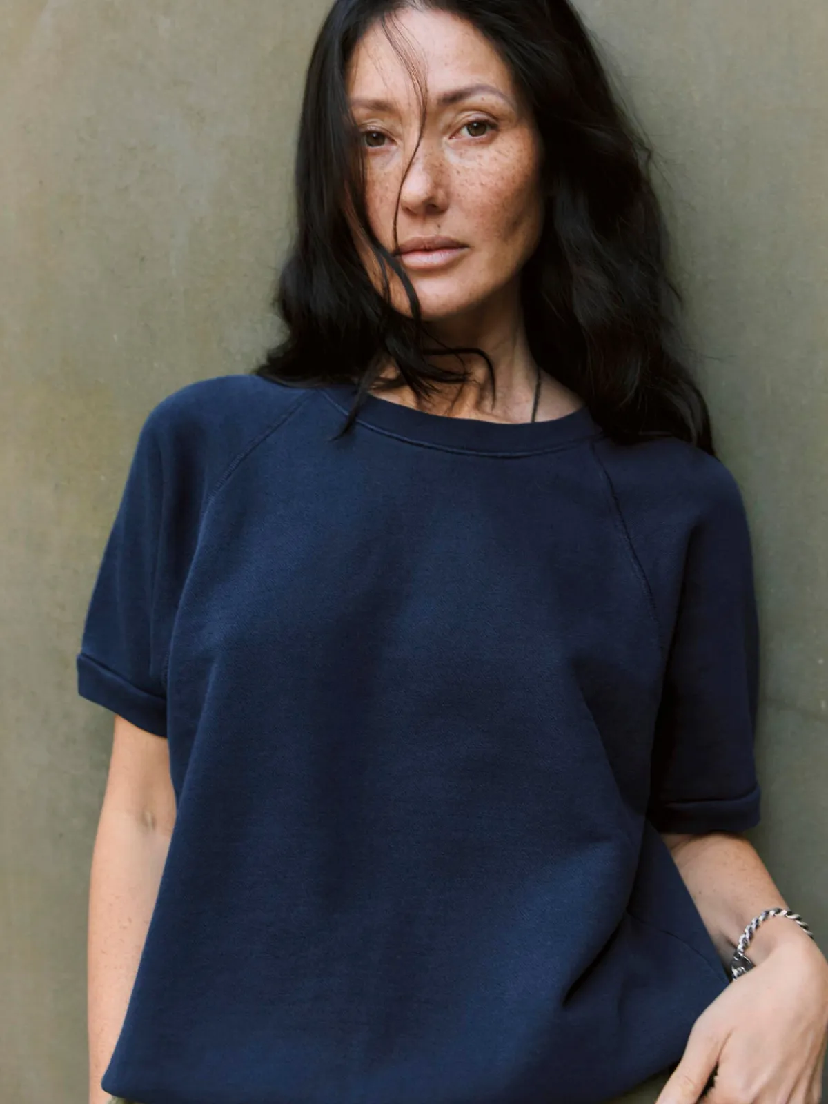 Women Imogene + Willie short sleeve raglan sweatshirt in navy