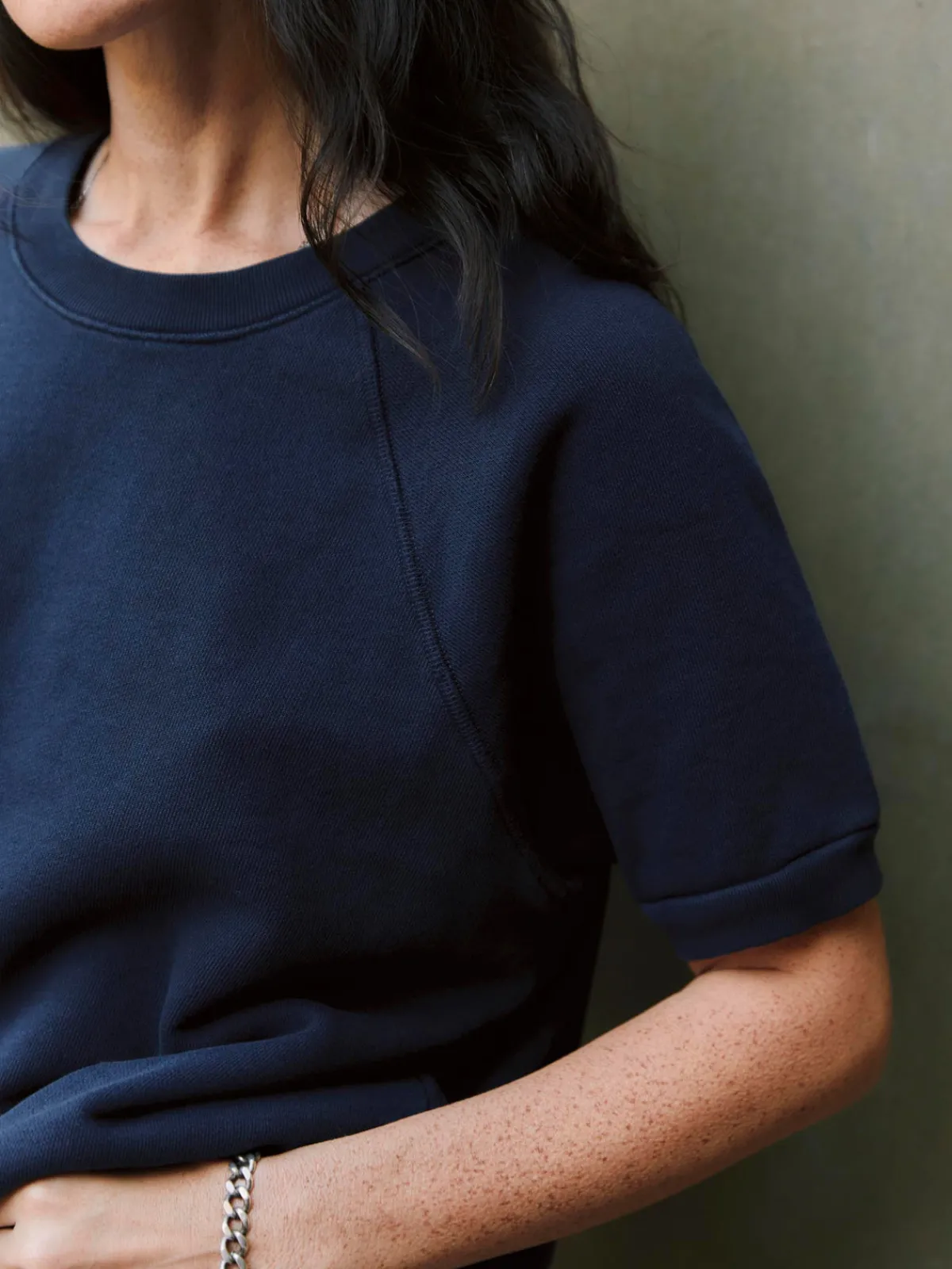 Women Imogene + Willie short sleeve raglan sweatshirt in navy