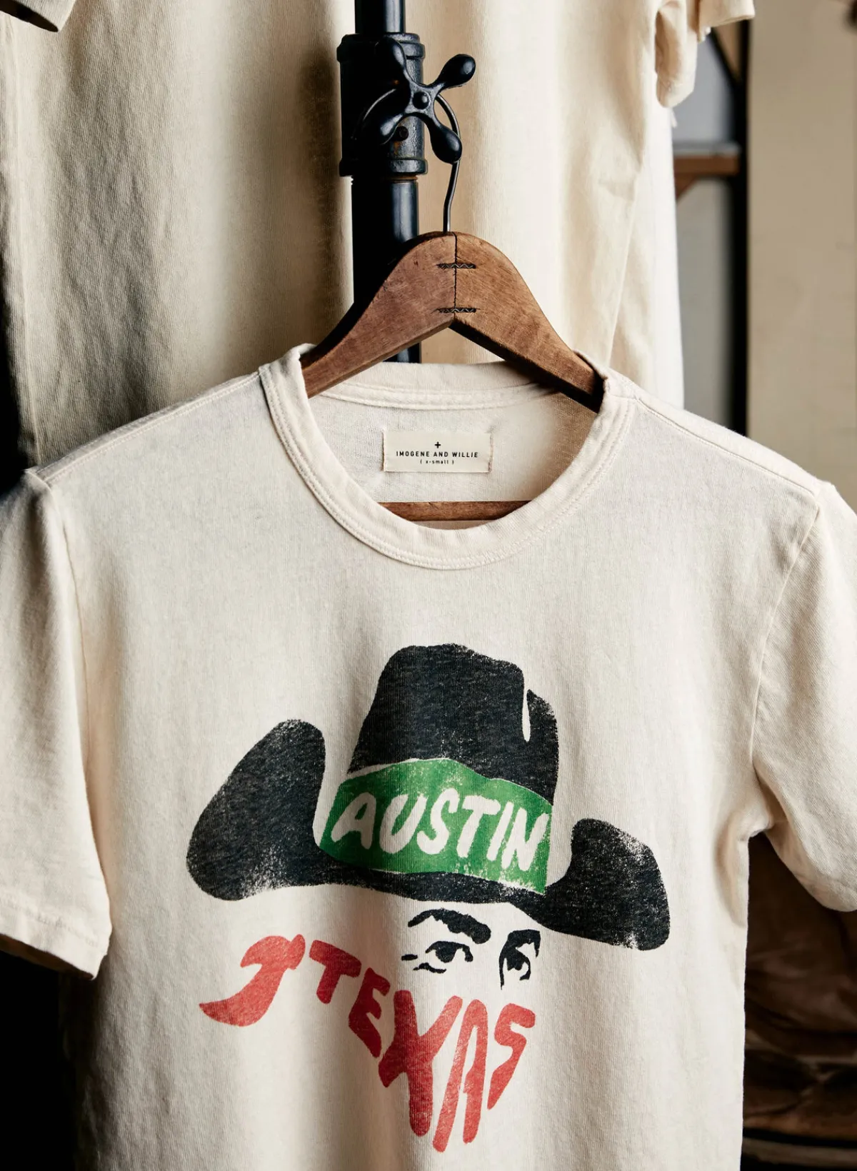 Women Imogene + Willie the "bandit" tee