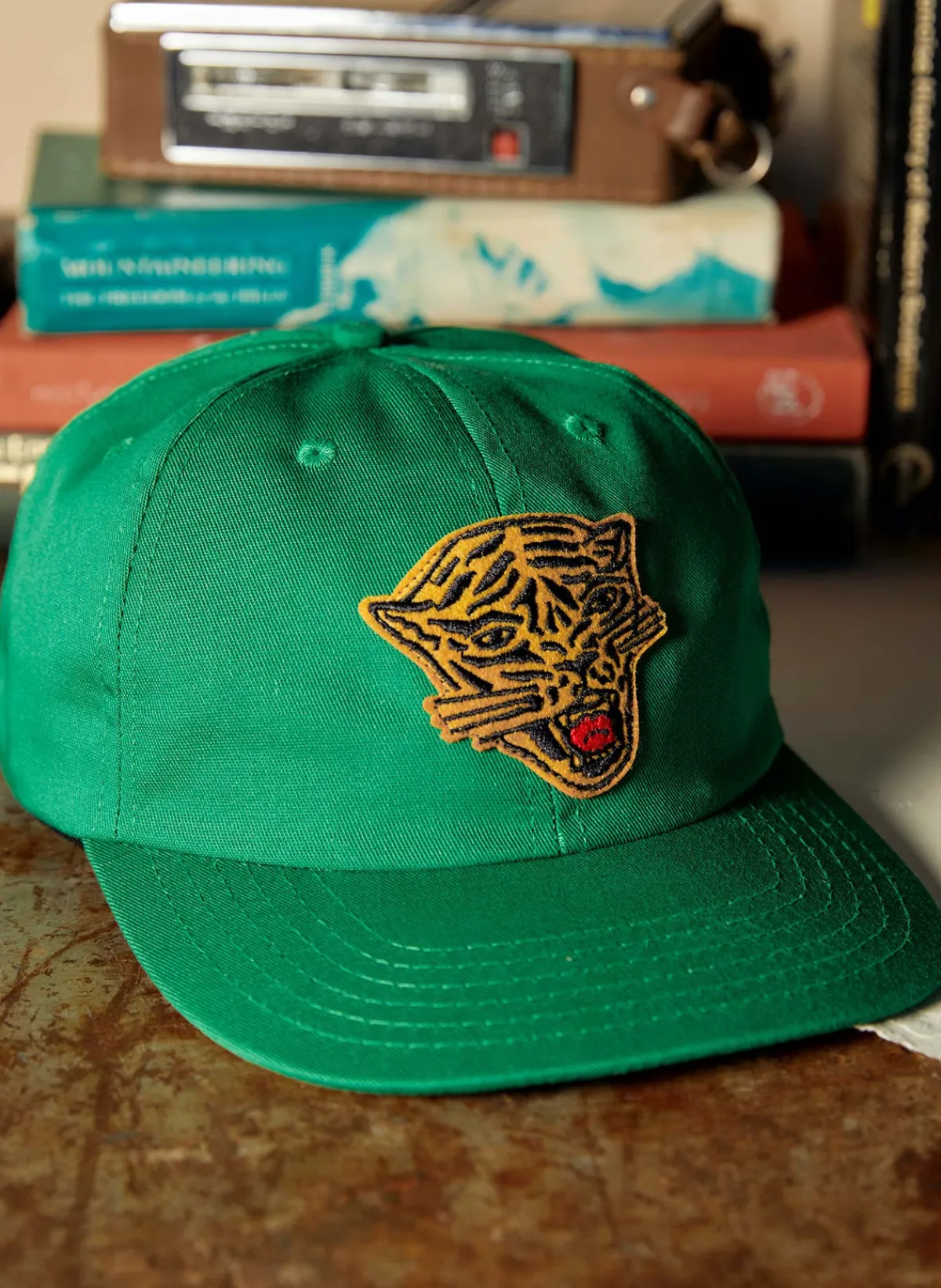 Women Imogene + Willie the "jack knife" cap
