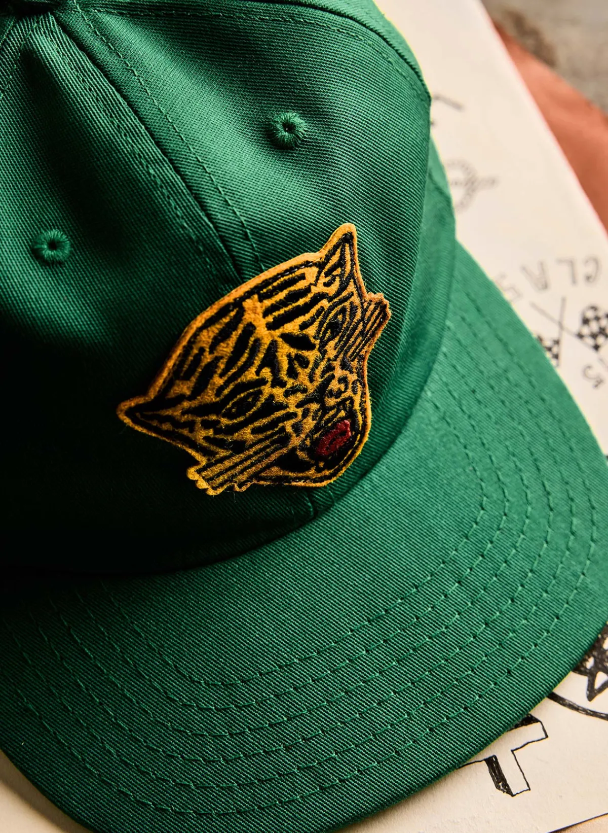 Women Imogene + Willie the "jack knife" cap