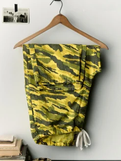 Imogene + Willie the lounge pant in brushstroke camo