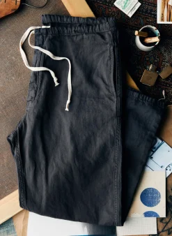 Imogene + Willie the lounge pant in faded black