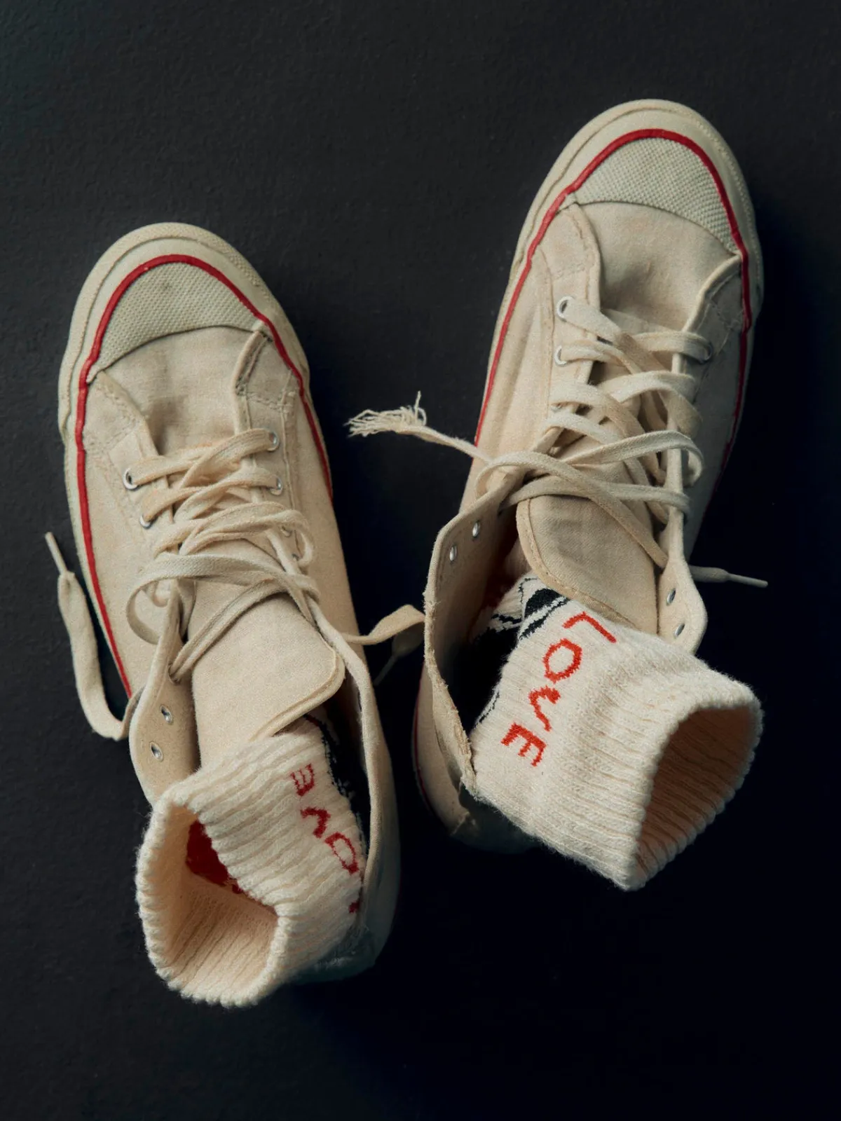 Women Imogene + Willie the "love stinks" sock