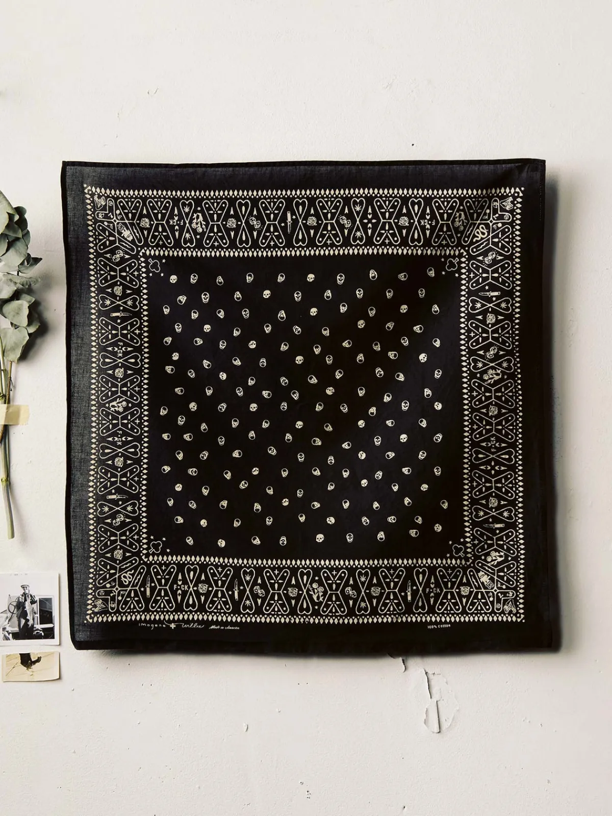 Women Imogene + Willie the "muerte" bandana