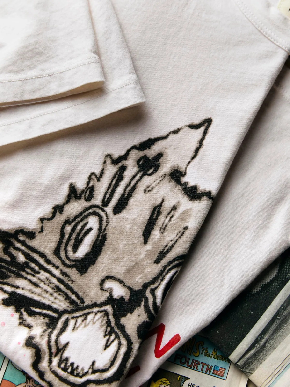 Women Imogene + Willie the "no more news" tee