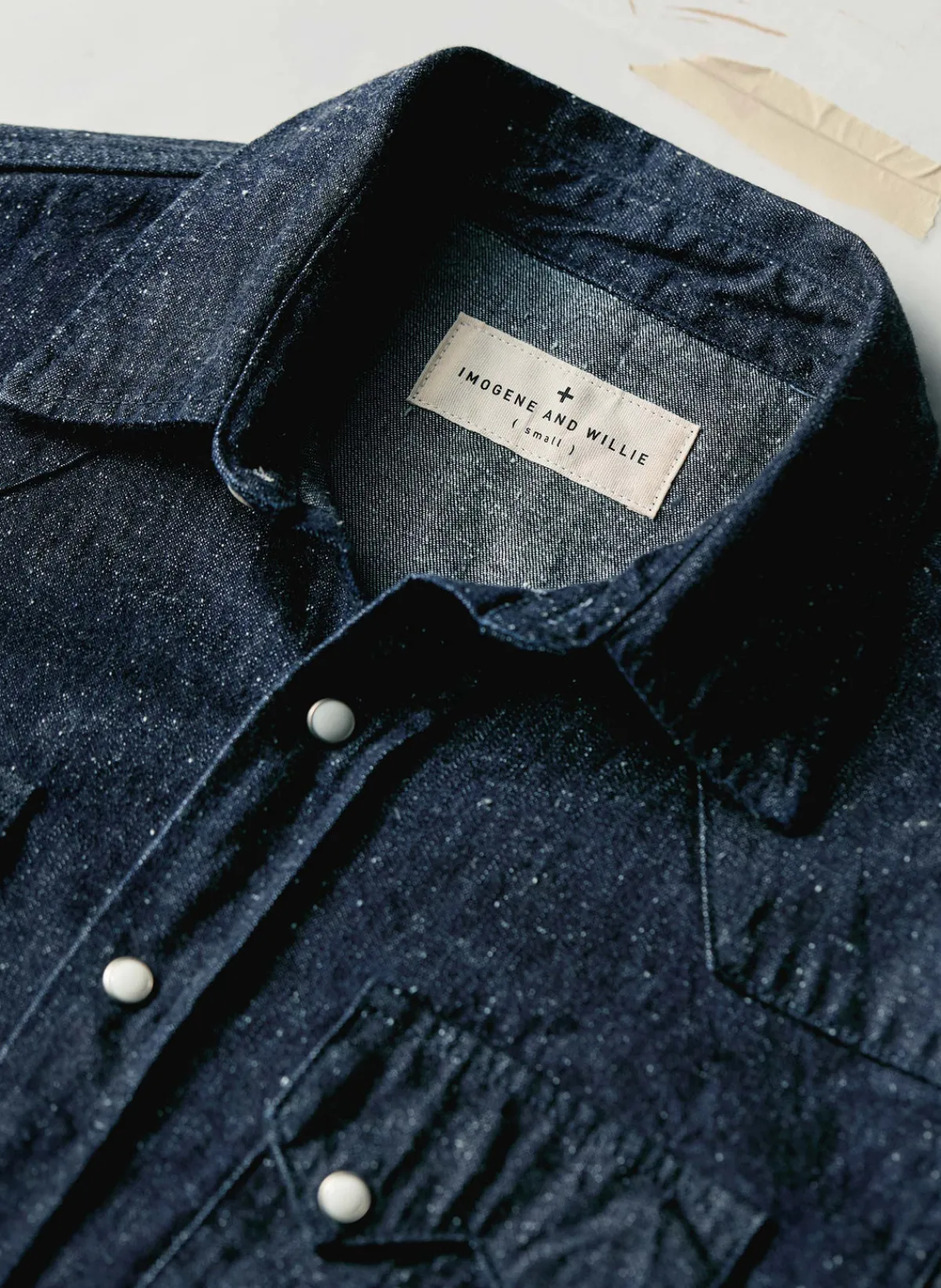Imogene + Willie the sawtooth pearl snap in indigo nep